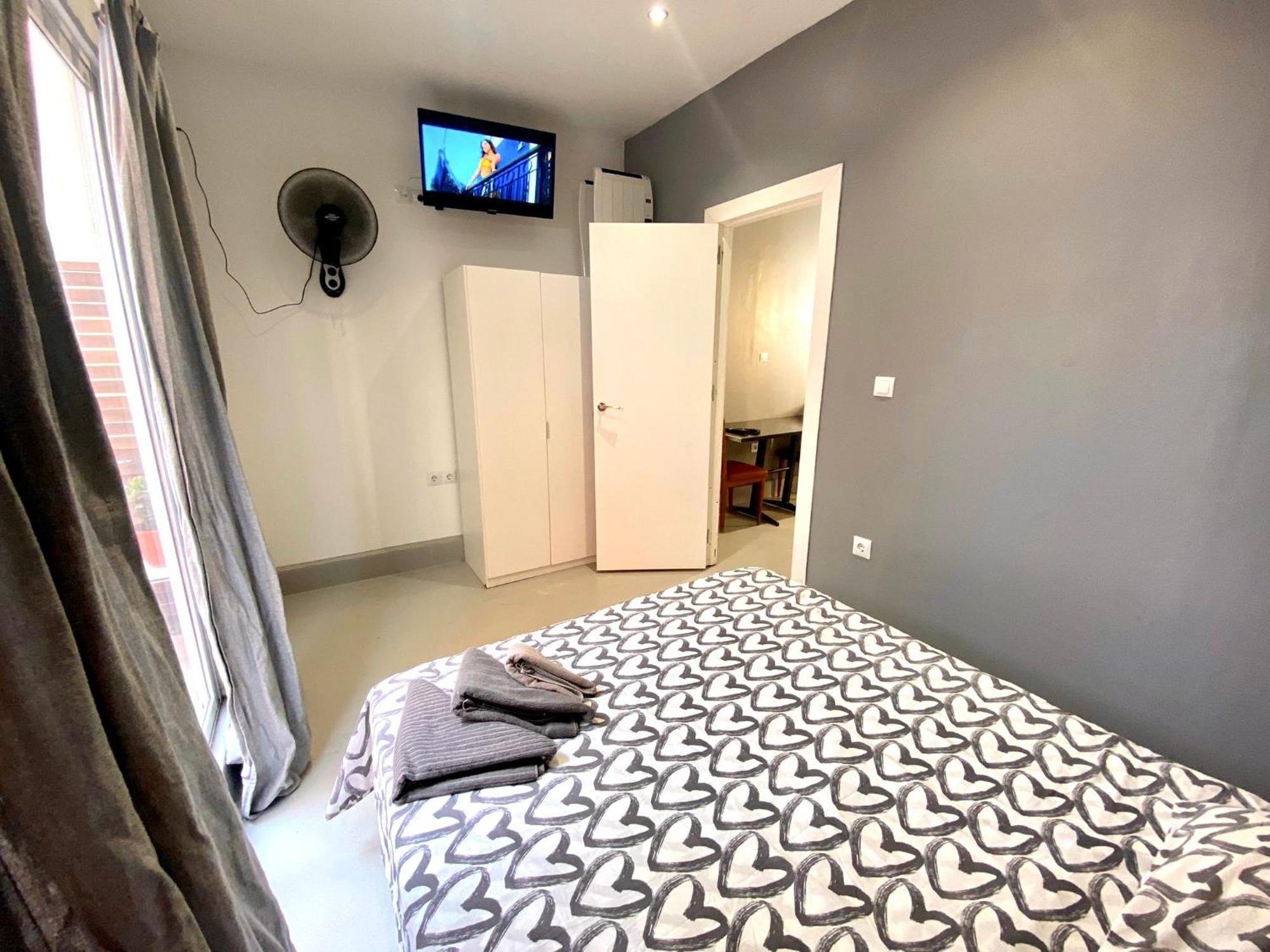 Appartement De 3 En Sants A 2'del Metro Badal P9